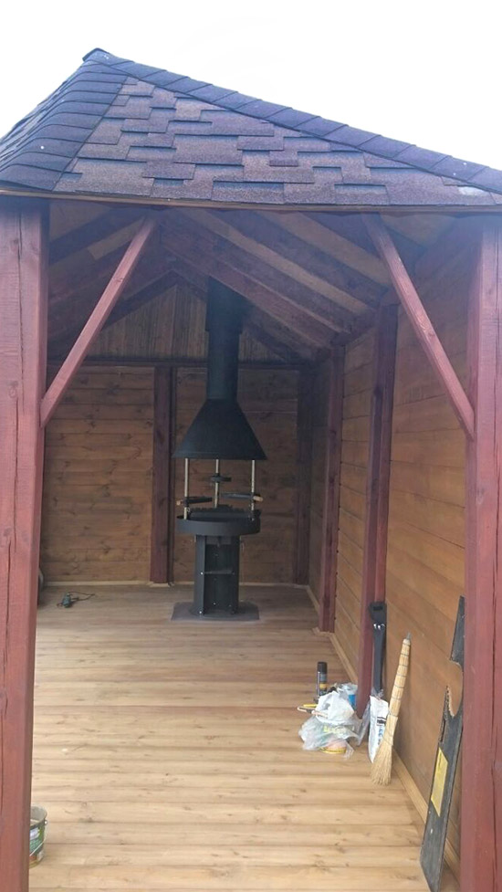 фото финского гриля барбекю мангала аналога Tundra Grill на дровах для дома и дачи, беседки и гриль-домика
